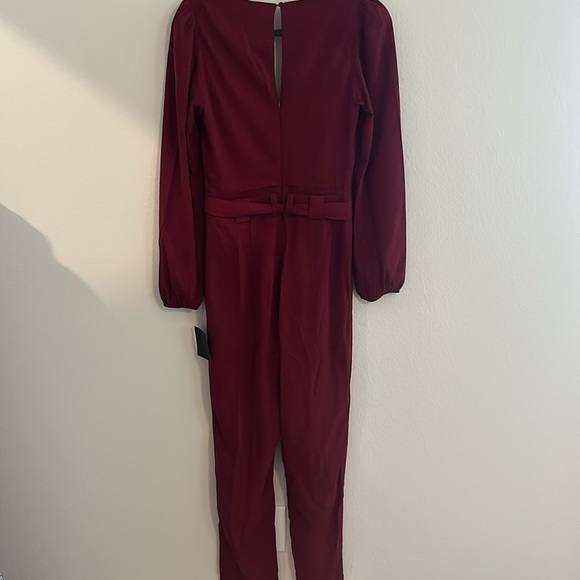 NWT Lulu's Burgundy Surplice Long Sleeved Jumpsuit Size X - Picture 8 of 11